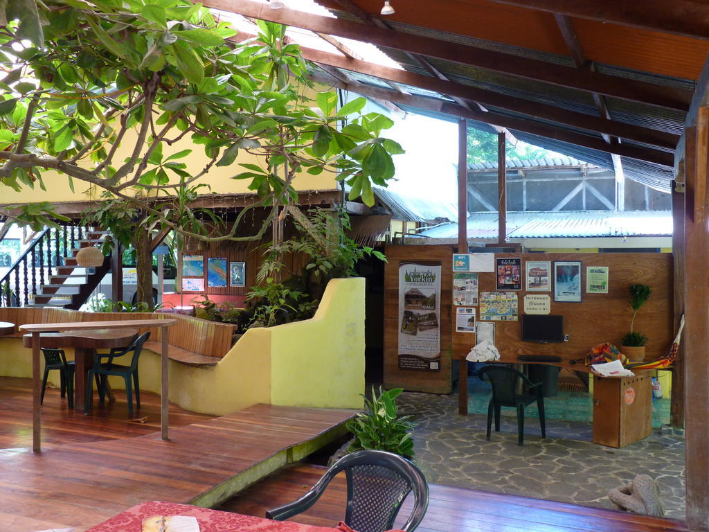 Cabinas Montesol Puerto Viejo de Talamanca エクステリア 写真